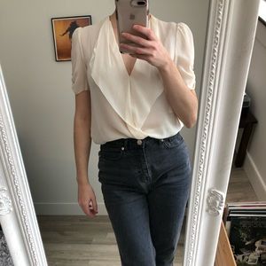 🤍🤍 Babaton 100% silk shirt.